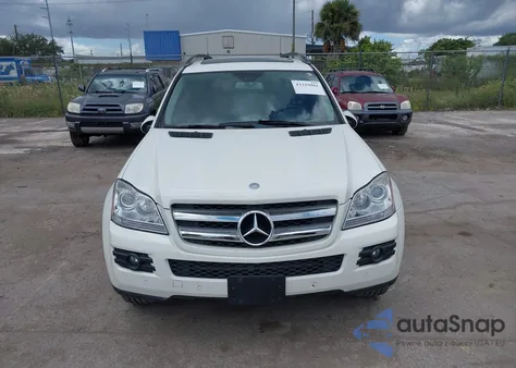 2008 Mercedes-Benz Gl 450 4Matic z USA, uszkodzony, nr VIN 4JGBF71E58A338246